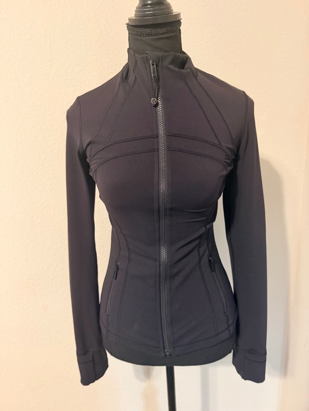 lululemon athletica Black Form-Fitting Zip Jacket